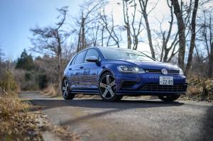 Volkswagen Golf R 5-Door 2017 года  (JP)